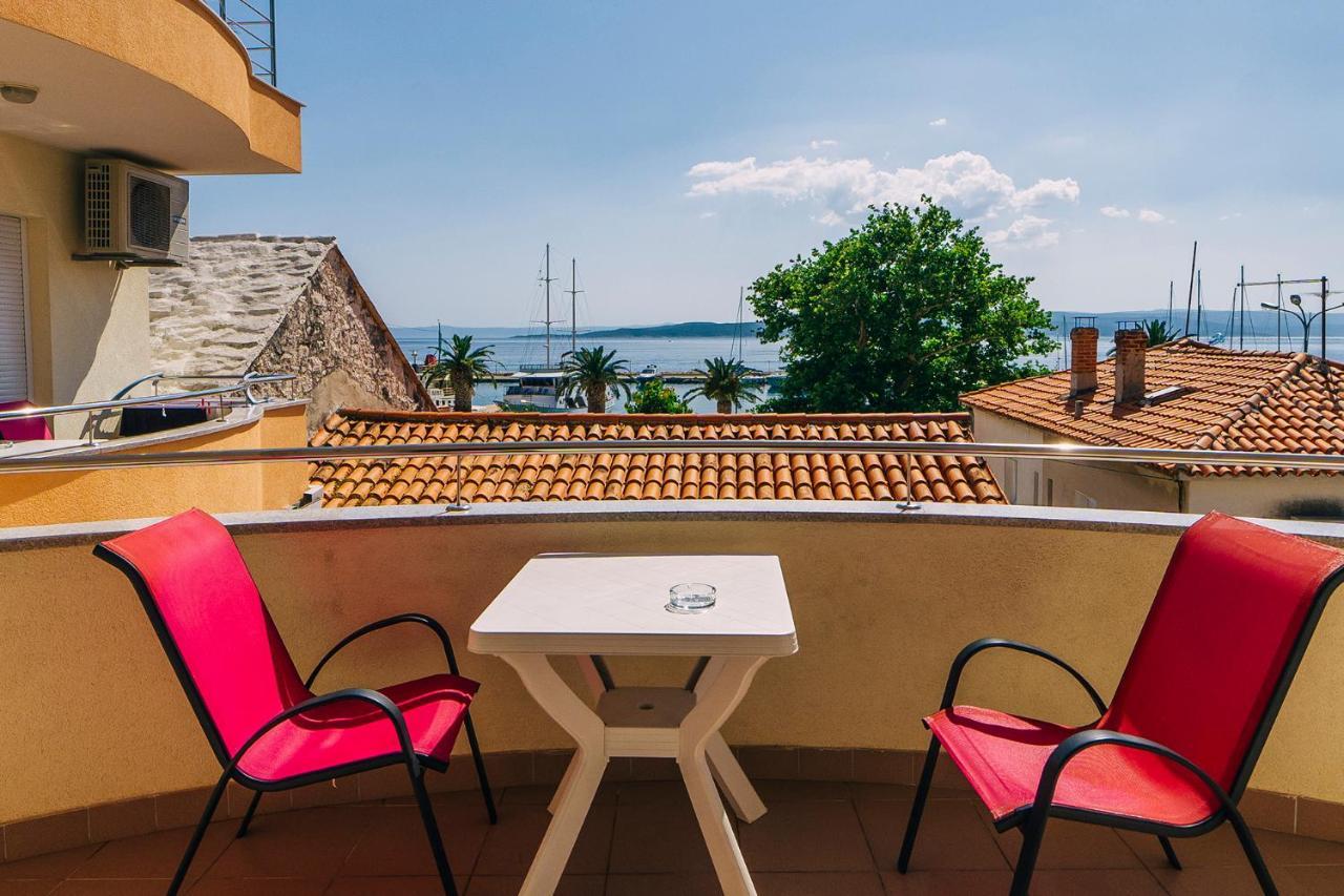 Apartments Luxur Center Baška Voda Buitenkant foto