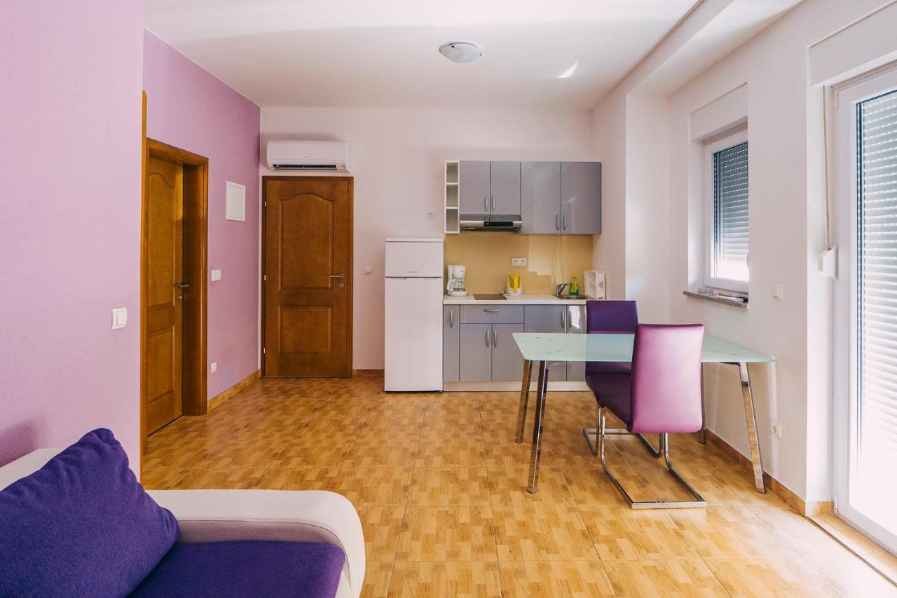 Apartments Luxur Center Baška Voda Buitenkant foto