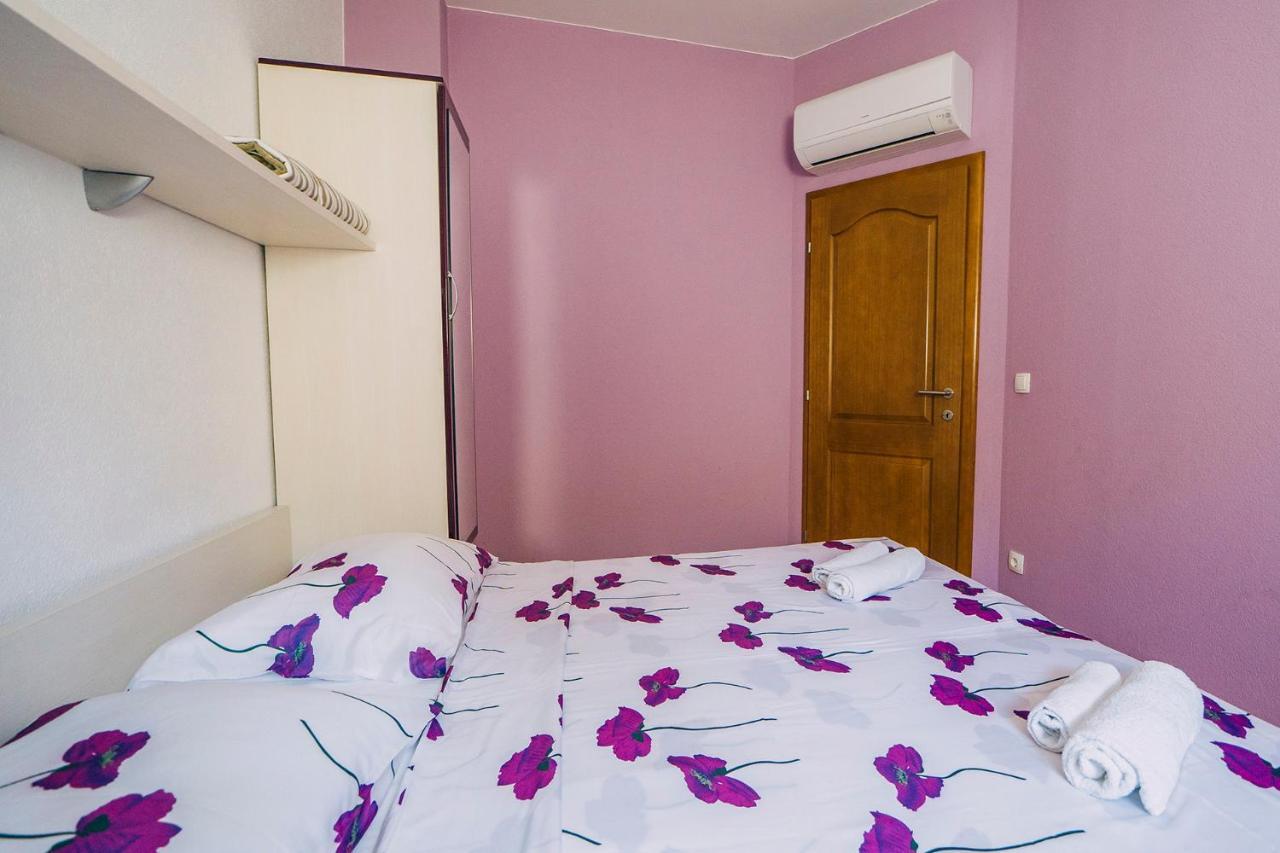 Apartments Luxur Center Baška Voda Buitenkant foto