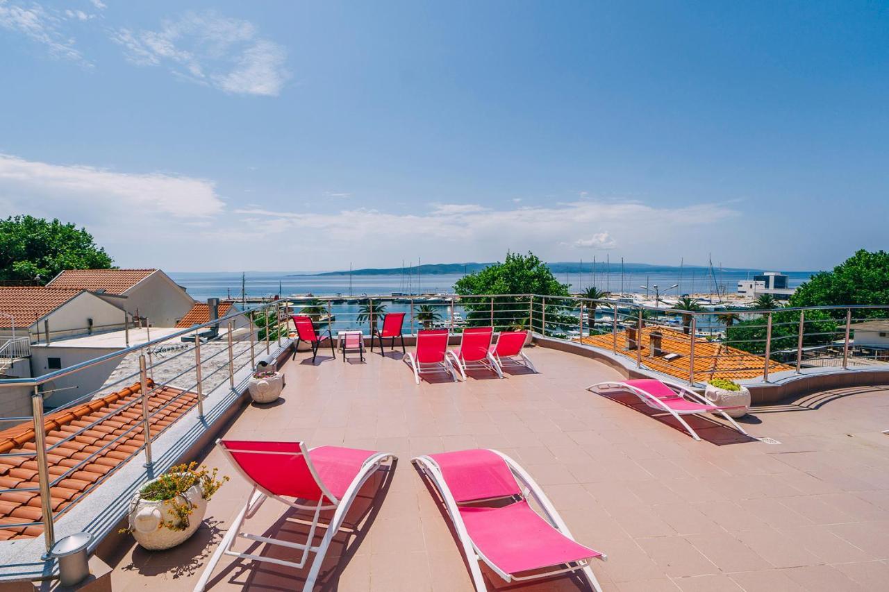 Apartments Luxur Center Baška Voda Buitenkant foto