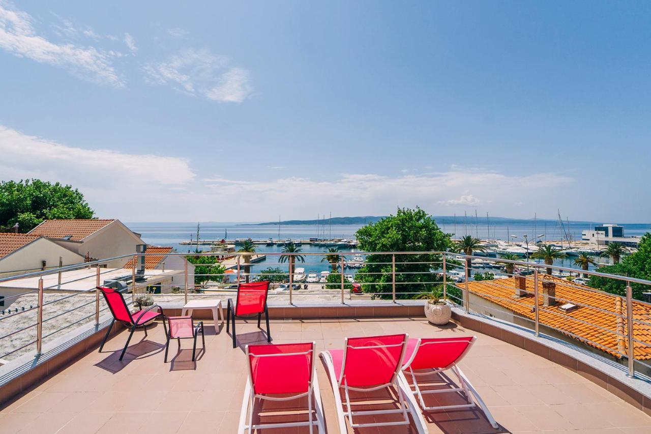 Apartments Luxur Center Baška Voda Buitenkant foto